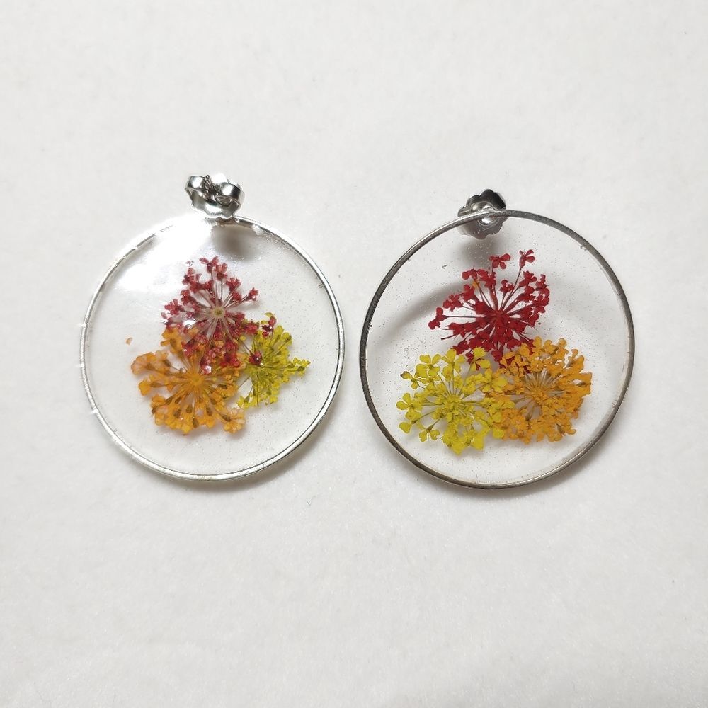 Earrings Red, Yellow & Orange Dried Flowers - Picture 2 of 3